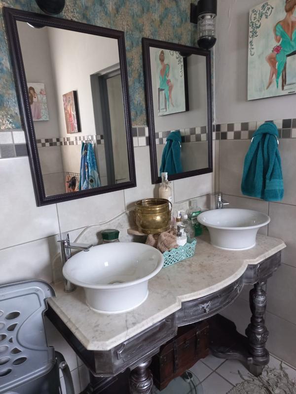 3 Bedroom Property for Sale in Leeudoringstad North West